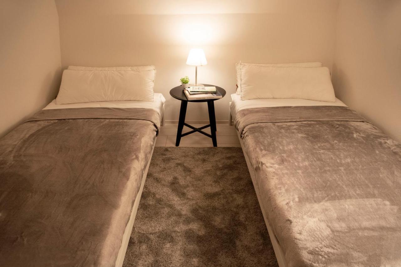 6 Mins To Walk Jr Okubo Station 1Stop To Shinjuku Brand New Silent Stylish 3Br Villa Präfektur Tokio Exterior foto